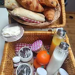 De L'ecluse Carree Vakantiehuis *