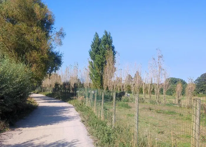 De L'écluse Carrée Hébergement de vacances *